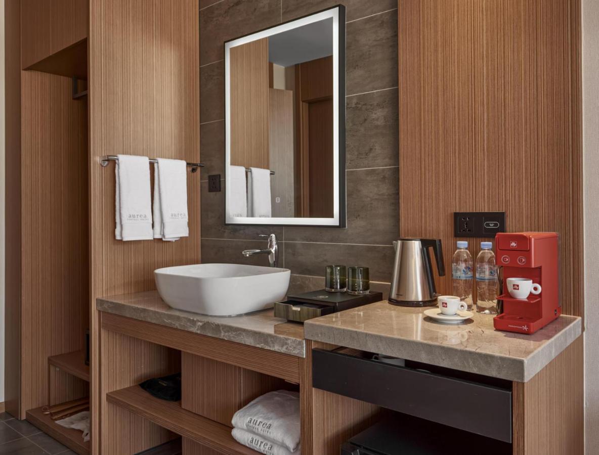 Aurea Central Hotel Пном Пен Екстериор снимка
