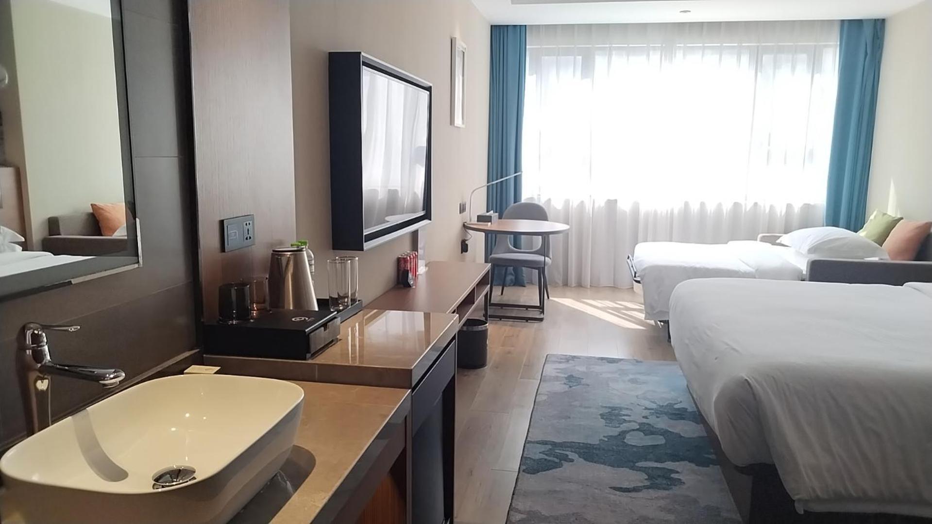 Aurea Central Hotel Пном Пен Екстериор снимка